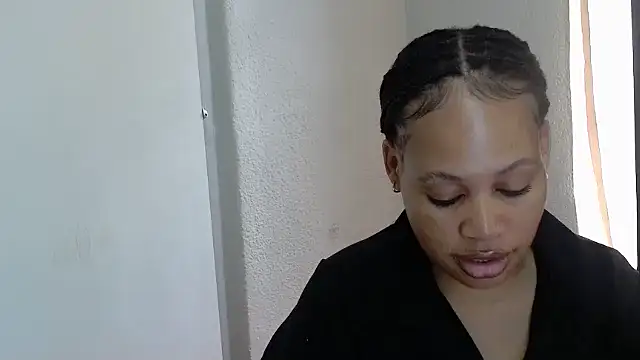 BootyCaramelxx online show from 04-12-26, 09:45