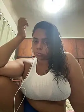 Snapshot of fromjungle chatting on 02-25-26, 10:59 fromjungle online show from 02-25-26, 10:59