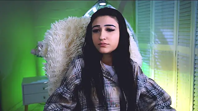 Snapshot of TerezaRobinson chatting on 02-19-26, 01:08 TerezaRobinson online show from 02-19-26, 01:08