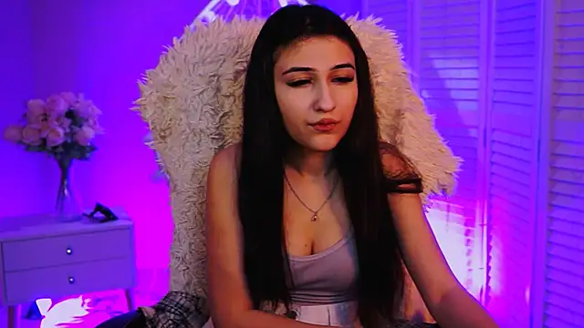 Snapshot of TerezaRobinson chatting on 02-23-26, 08:20 TerezaRobinson online show from 02-23-26, 08:20