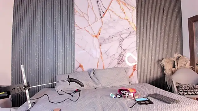 raven noctis  online show from 02-26-26, 01:55