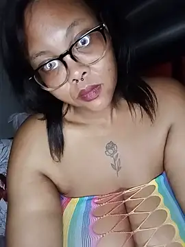 Snapshot of ShantelBootyBoobs chatting on 07-01-26, 01:50 ShantelBootyBoobs online show from 07-01-26, 01:50