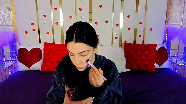 Snapshot of Twix_Ten chatting on 02-24-26, 07:09 Twix Ten online show from 02-24-26, 07:09