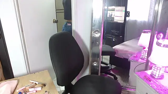 mailyn gold online show from 04-09-26, 12:11