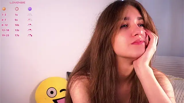 Snapshot of ClarineCasebolt chatting on 07-17-26, 01:25 ClarineCasebolt online show from 07-17-26, 01:25