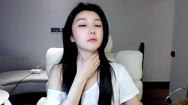 MedeLineayr online show from 04-09-26, 01:28