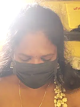 Snapshot of Tamil_Ramya_ chatting on 02-25-26, 04:12 Tamil Ramya online show from 02-25-26, 04:12