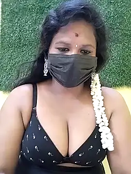 Snapshot of Tamil_Ramya_ chatting on 03-01-26, 04:18 Tamil Ramya online show from 03-01-26, 04:18