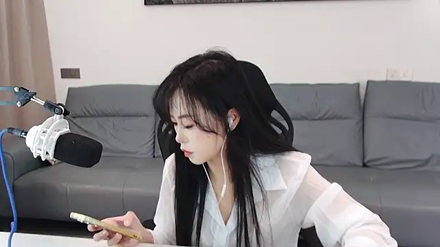 Snapshot of LX-MM chatting on 02-14-26, 08:03 LX-MM online show from 02-14-26, 08:03