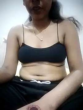 Snapshot of RUHI-24 chatting on 03-01-26, 05:13 RUHI-24 online show from 03-01-26, 05:13