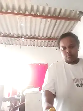 PerlaCurvasgrandes online show from 02-15-26, 06:18