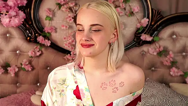 KirstinMcgeady online show from 03-25-26, 11:42