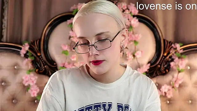 KirstinMcgeady online show from 04-23-26, 11:16