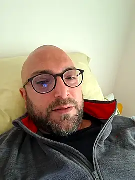 Snapshot of cetriolino chatting on 04-05-26, 06:20 cetriolino online show from 04-05-26, 06:20