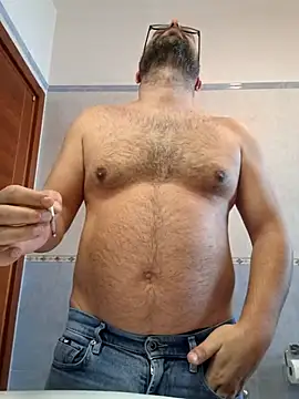 Snapshot of cetriolino chatting on 03-03-26, 09:27 cetriolino online show from 03-03-26, 09:27