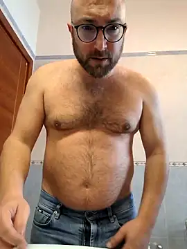 Snapshot of cetriolino chatting on 04-03-26, 08:43 cetriolino online show from 04-03-26, 08:43