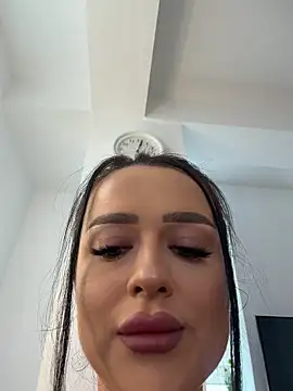 Katty Pery online show from 05-21-26, 02:03