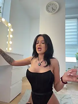 Katty Pery online show from 05-29-26, 02:23