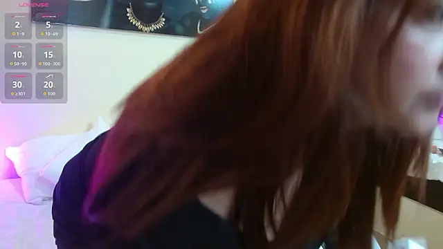 Snapshot of Eve_Bennett chatting on 02-12-26, 07:35 Eve Bennett online show from 02-12-26, 07:35