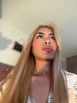 soffia 7 online show from 04-20-26, 04:59