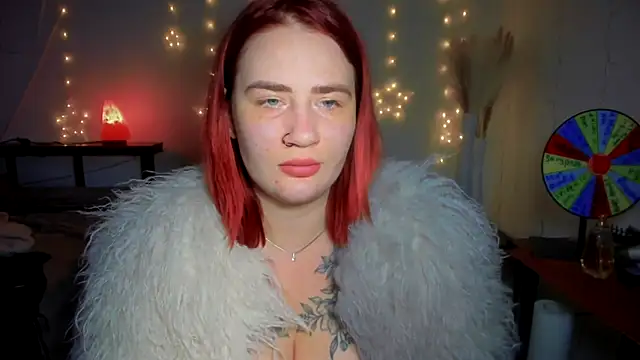 Snapshot of Miss-Innysik chatting on 02-19-26, 01:19 Miss-Innysik online show from 02-19-26, 01:19