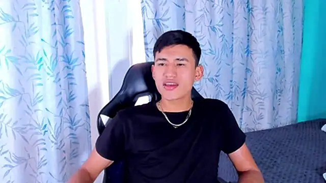 NicolasTorrez online show from 02-11-26, 09:36