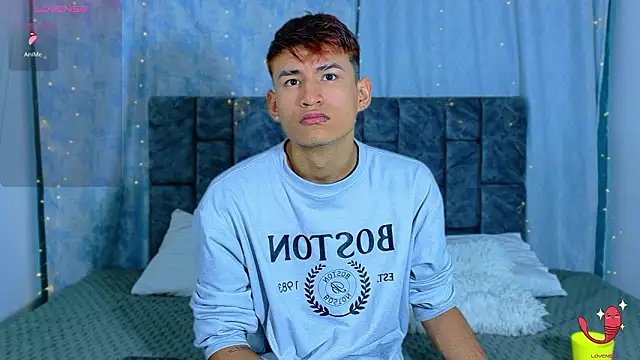 NicolasTorrez online show from 03-23-26, 04:34