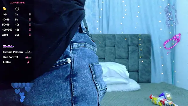 NicolasTorrez online show from 03-12-26, 09:08