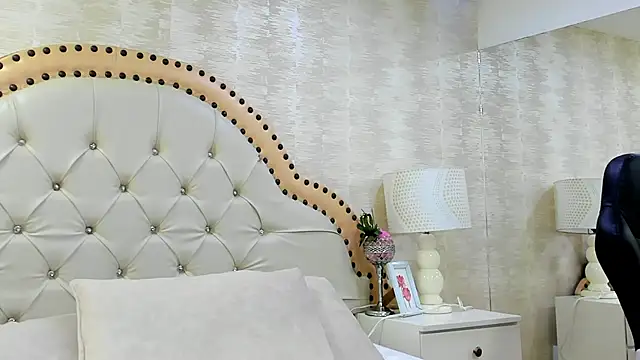 HollyOlson online show from 02-18-26, 07:21