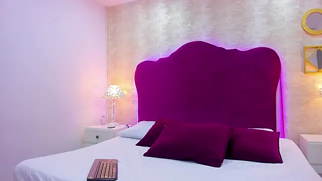 HollyOlson online show from 02-12-26, 05:34