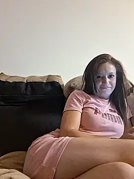 Snapshot of Lovemekd chatting on 06-17-26, 01:49 Lovemekd online show from 06-17-26, 01:49