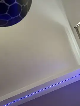 Snapshot of Milli-Kiss chatting on 02-18-26, 02:02 Milli-Kiss online show from 02-18-26, 02:02