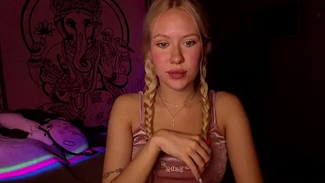 pureeangel online show from 02-18-26, 06:48