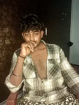 Snapshot of Mee___Telugu__abbayi chatting on 02-13-26, 06:08 Mee Telugu abbayi online show from 02-13-26, 06:08