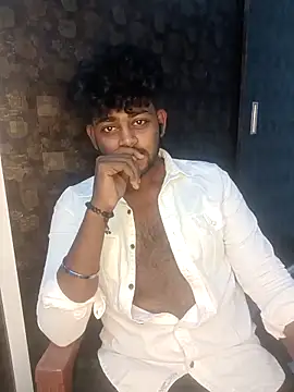 Snapshot of Mee___Telugu__abbayi chatting on 02-19-26, 06:10 Mee Telugu abbayi online show from 02-19-26, 06:10