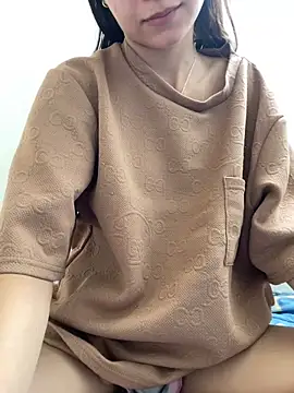 candy deluxe online show from 04-10-26, 08:49