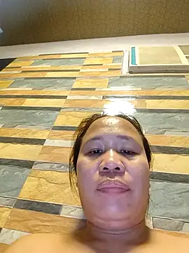 squirtshantal online show from 12-19-25, 12:29