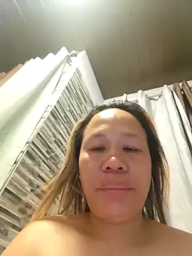 squirtshantal online show from 04-15-26, 07:40