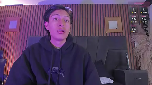 MarcoAndAllice online show from 04-07-26, 06:15