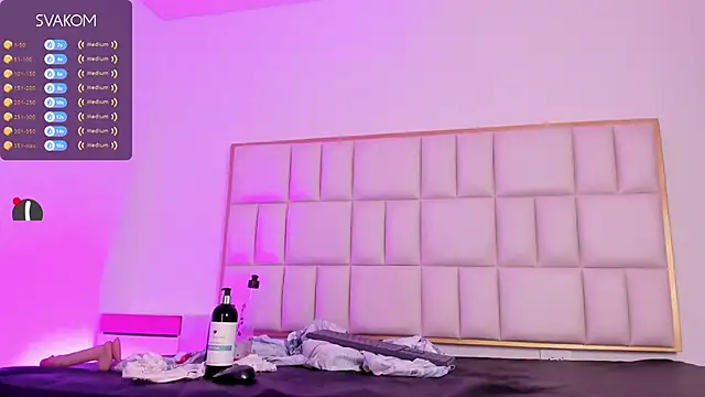 Violetta-foxx online show from 04-28-26, 07:29