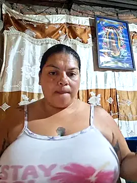 Juli Powl online show from 05-13-26, 10:33