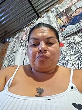 Juli Powl online show from 07-10-26, 10:54