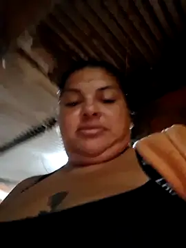 Juli Powl online show from 03-26-26, 02:32