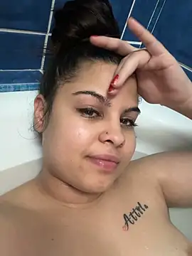 Snapshot of Vivike234 chatting on 02-27-26, 09:47 Vivike234 online show from 02-27-26, 09:47