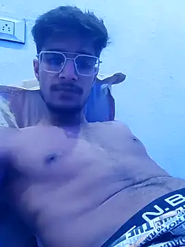 Snapshot of kaushikhotty chatting on 06-12-26, 08:39 kaushikhotty online show from 06-12-26, 08:39