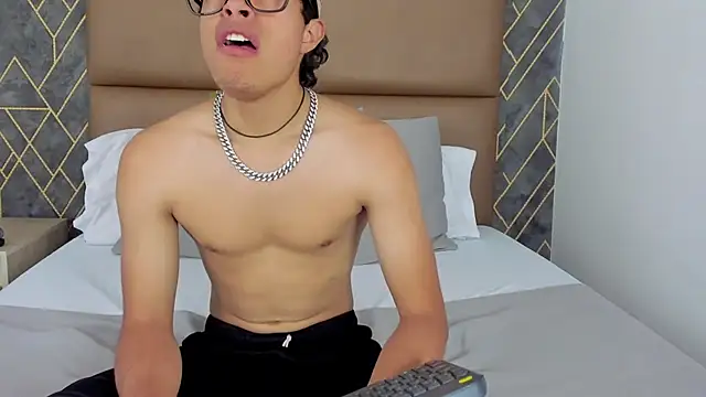 Escanor Hot online show from 02-19-26, 07:33