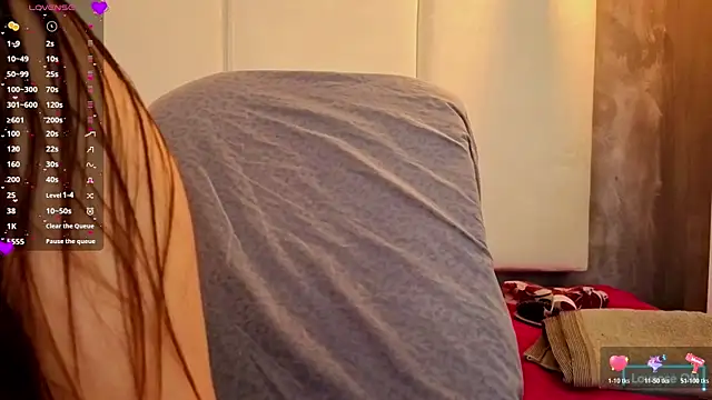 sara puerta   online show from 03-12-26, 06:56