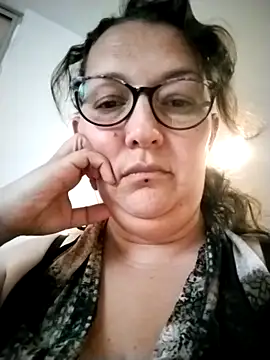 Snapshot of _Saraqueen chatting on 02-28-26, 04:50 Saraqueen online show from 02-28-26, 04:50