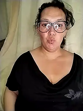  Saraqueen online show from 04-10-26, 04:30