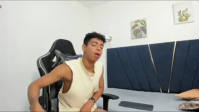 alexx cum18 online show from 06-10-26, 04:13